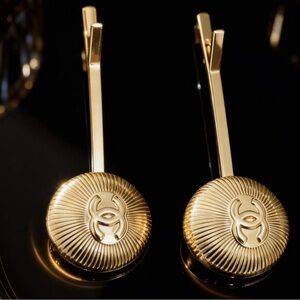 CHANEL Radiant Gold Drop Hair Pins